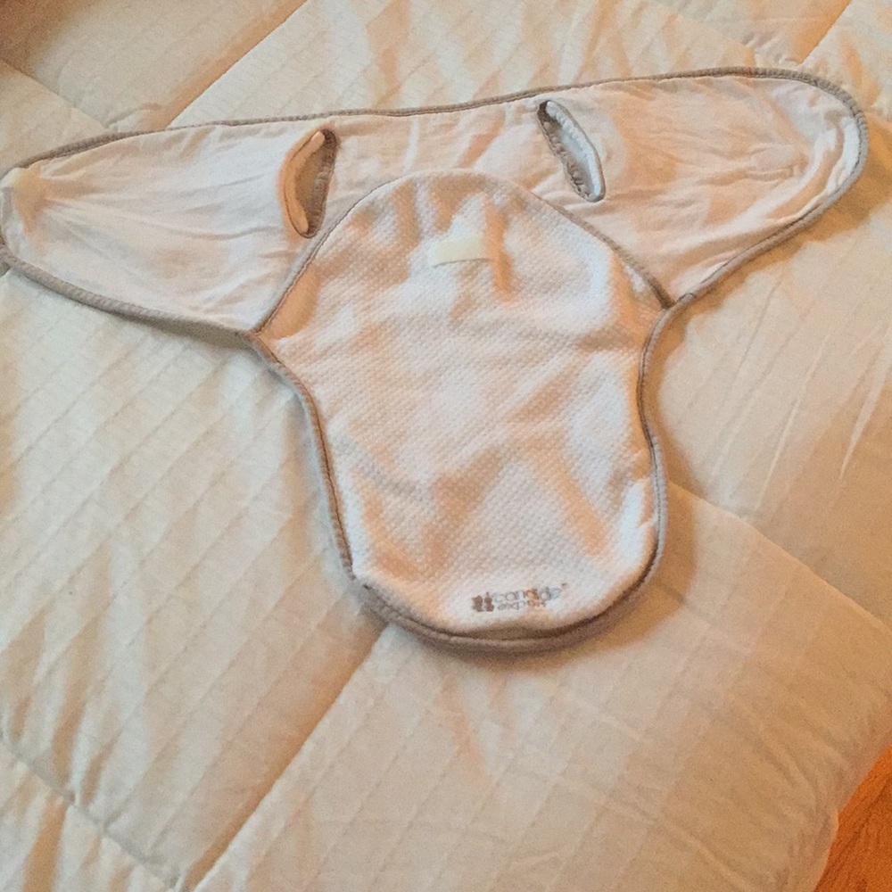 Infant Swaddle - Picture 3 of 7